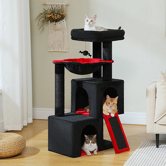 Großer Kratzbaumturm für Katzen im Innenbereich
