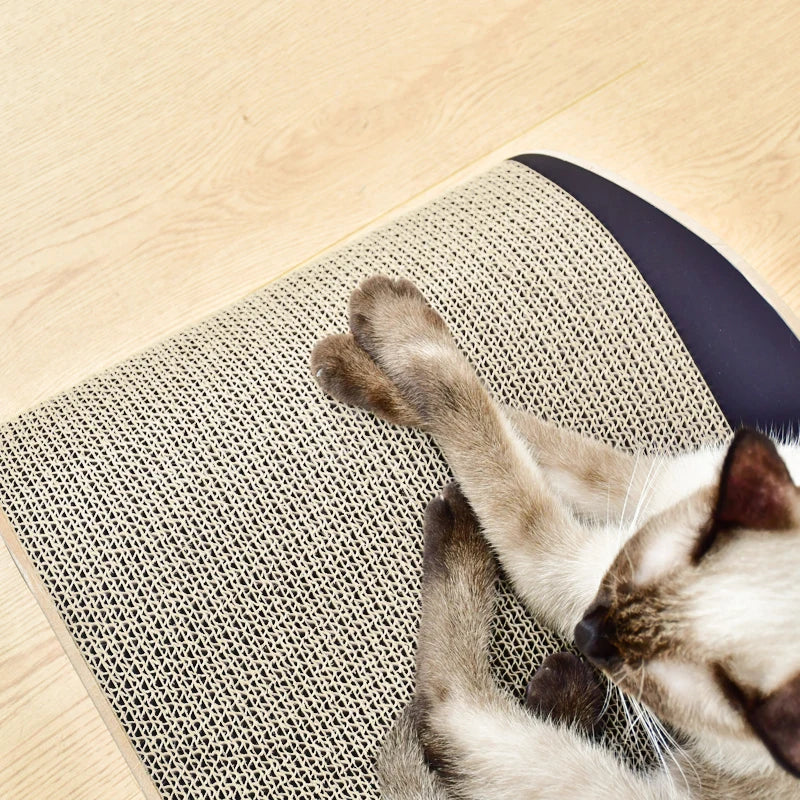 Große Katzenkratz-Couch aus Pappe